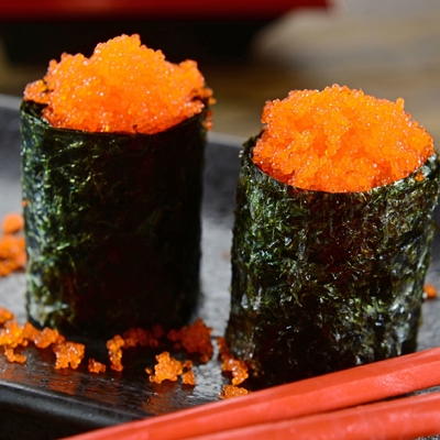 Мойва косуль летучей рыбы суш косуль рыб мойвы Masago Tobiko замороженная
